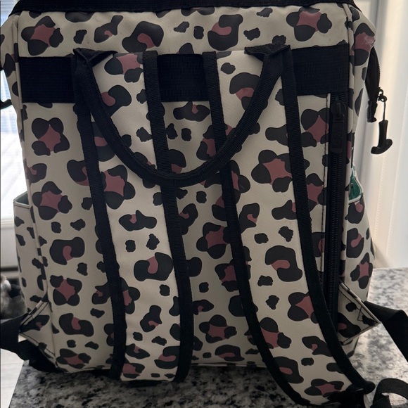 Swig Backpack Cooler - Picture 3 of 5